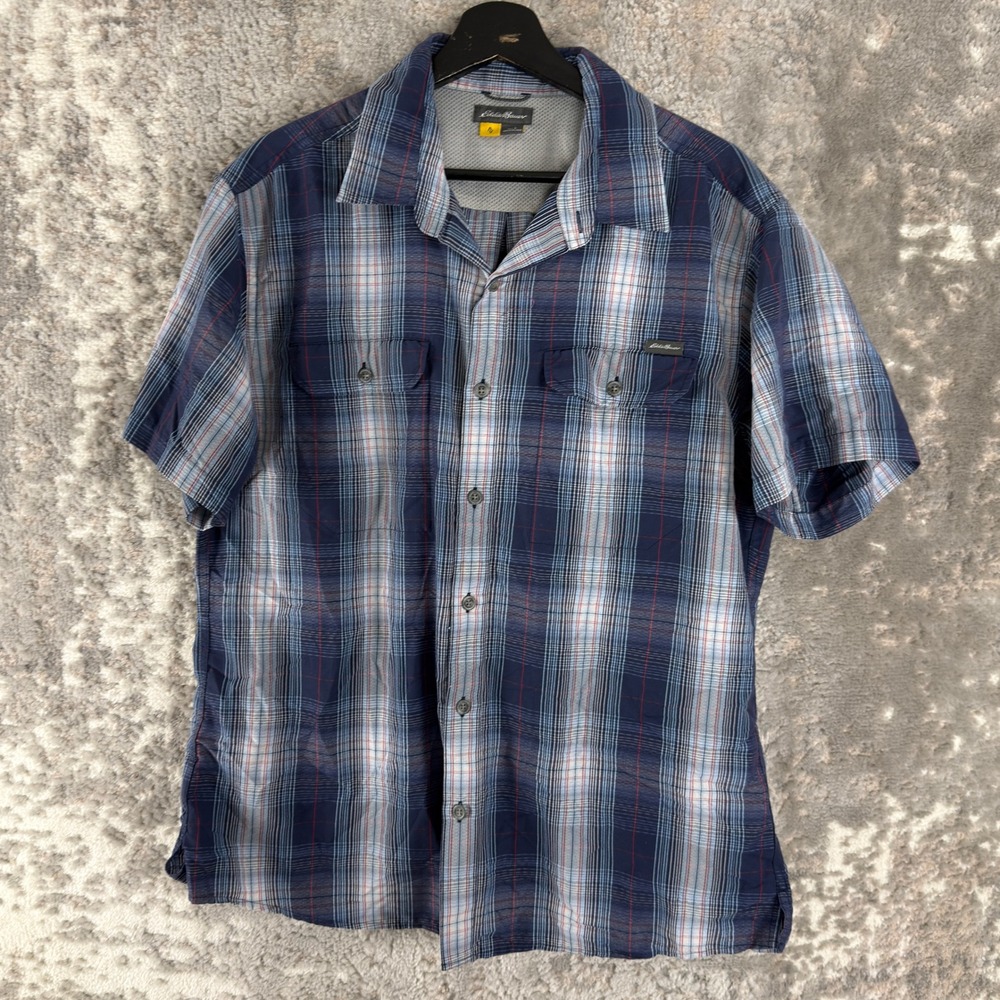 Eddie Bauer Size L Plaid Hiking Outdoor Button Up Shirt Blue Short Sleeve Mens